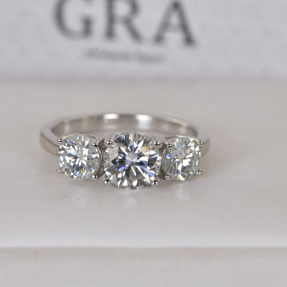 Certified 2.0ct 3 Stone Brilliant Cut Moissanite Engagement Ring - Picture 4 of 9